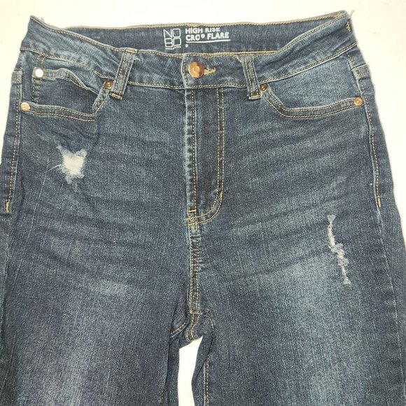 NoBo Ladies' stylish high rise, crop, flare distressed jeans size 9/ 28" waist - Picture 4 of 15